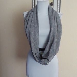 Ivivva Scarf